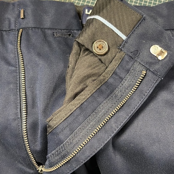 Land’s End Men’s Tailored Fit Navy Blue Chino Pants - Picture 7 of 12
